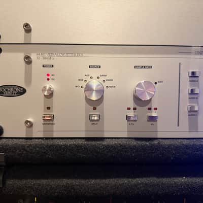 Antelope Audio Isochrone TRINITY 2012 - Present - Black image 2
