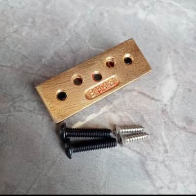 Ibanez Locking Nut Bh43/43mm with screw - Gold image 2