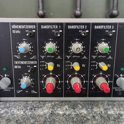 Klein and Hummel UE-400 2-Channel Parametric Equalizer 1970s - Black image 2