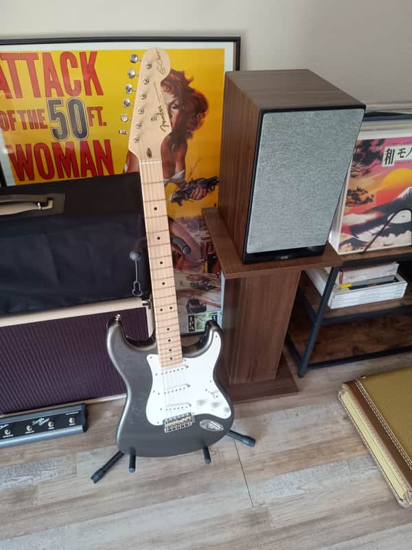Fender Eric Clapton Artist Series Stratocaster with Vintage Noiseless Pickups 2001 - Present - Pewter image 1