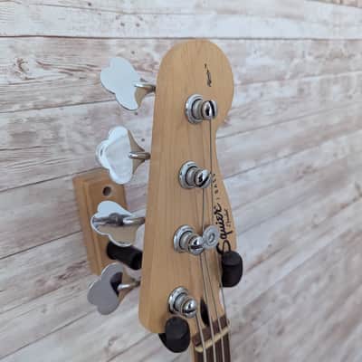 Used Squier Affinity Jazz Bass image 4