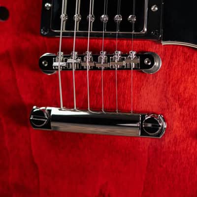 Gibson ES-335 60s Semi-Hollow Electric Guitar with Hard Shell Case - Sixties Cherry image 9