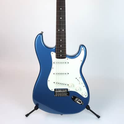 Squier Classic Vibe '60s Stratocaster Lake Placid Blue image 2