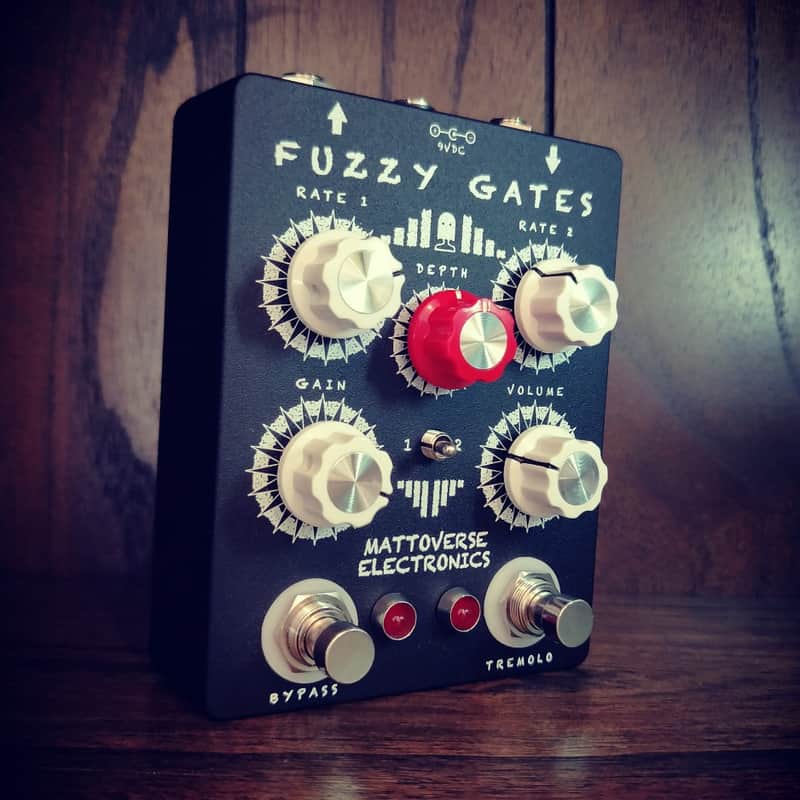 Mattoverse Electronics Fuzzy Gates 2020s - Black image 1