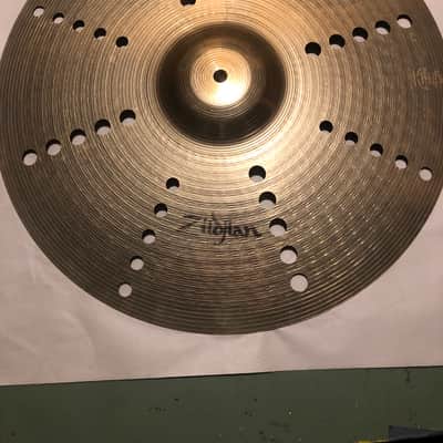 Zildjian  18” S Trash Crash image 1