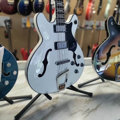 Hagstrom Viking Bass VIKB Simi-Hollow ArchTop  2022 White Gloss image 4