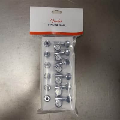 Fender Staggered Locking Tuners with Vintage-Style Buttons, Polished Chrome (6) image 1