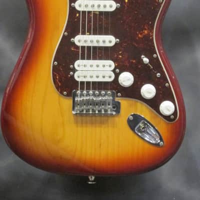 Fender Made in Mexico Stratocaster HSS image 2