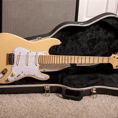 Malmsteen Inspired Stratocaster with Modern 12" Radius Scalloped Neck image 25
