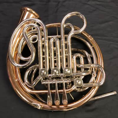 Holton H105 Screw Bell Double French Horn with Additional Leadpipe image 12
