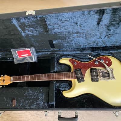 Mosrite The Ventures Model Super Custom '65 Pearl Vibramute Tremolo Japan OHSC MIJ image 10