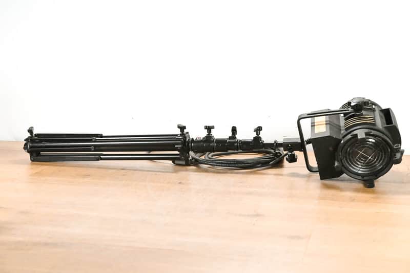 LTM LTM Pepper 650W Fresnel Light