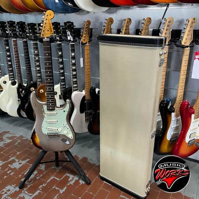 Fender Custom Shop Stratocaster 60 Relic Namm 2014 Shoreline Gold Over Sunburst image 4