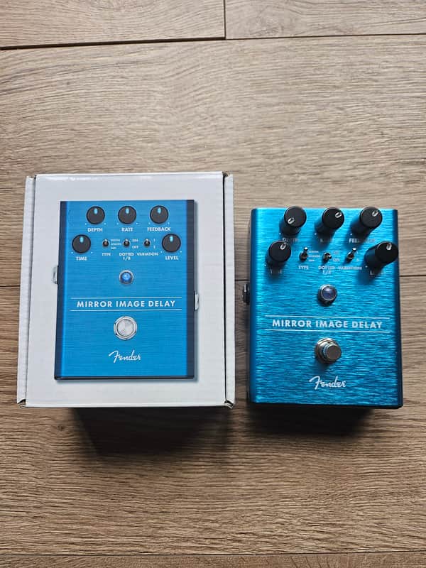 Fender Mirror Image Delay