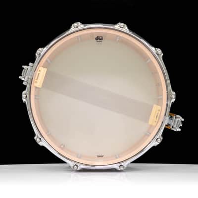 DW Collector's Series 7x14 SSC Maple Snare Drum Gold Glitz image 5