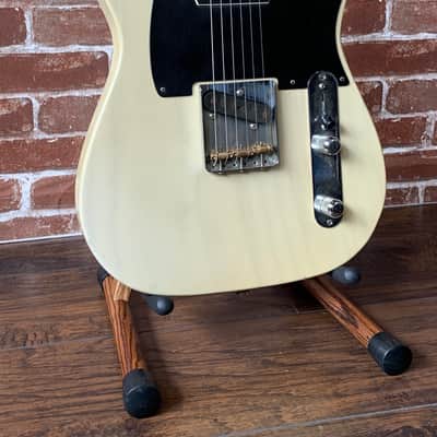 Mario Guitars T-Style 2020/New, Nocaster Blonde w/ AAA 1/4" Sawn Flame Maple Neck (5lbs 9oz) Authori image 2