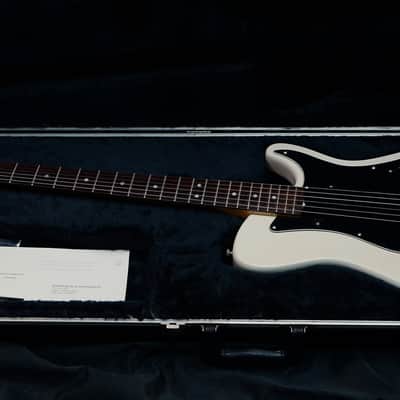 Fender Bullet Deluxe with Maple Fretboard 1981 - 1982 - Arctic White image 1