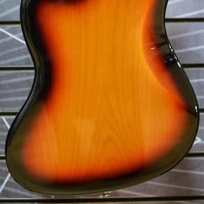 Fender Kurt Cobain Jaguar, 3-Colour Sunburst, Rosewood - Incl Hard Case image 2