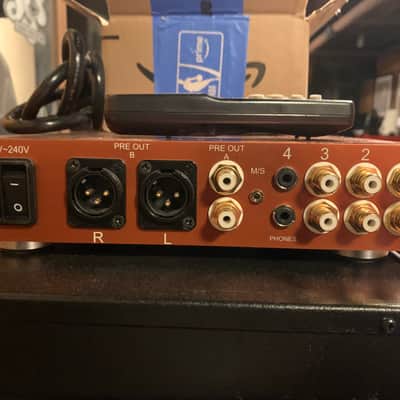 NuForce P8 2010s - Orange image 2