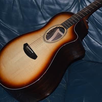 Breedlove Premier Concert Burnt Amber CE Adirondack Top 2025 - Gloss Lacquer image 4