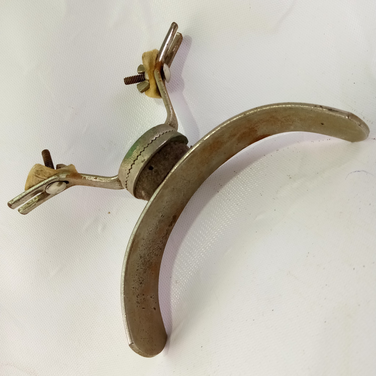 Rogers Nickel Leg Rest Marching Snare Drum T-Rod Spring-Tension Harness Mount50s — main photograph
