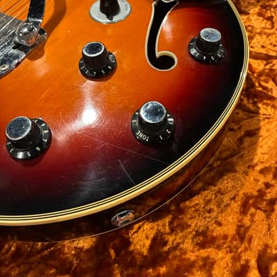Wurlitzer Model 7742 1970's Sunburst image 4