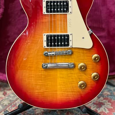 2000 Gibson Les Paul Classic - Heritage Cherry Sunburst image 2