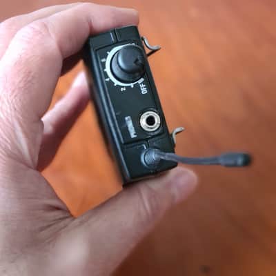 Sennheiser ๐งโจ Sennheiser EK2000 IEM Diversity Receiver | 626โ698 MHz | Clean & Professional | Ready to Use image 12