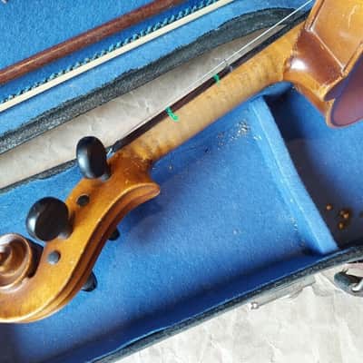 Lewis Model 125 sized 4/4 violin. Germany, Very Good Condition, w/ Case & Bow image 13