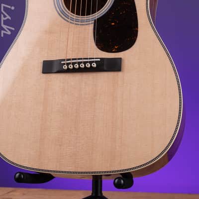 Martin O’ahu™ HG-28 Special Edition Acoustic Guitar image 5