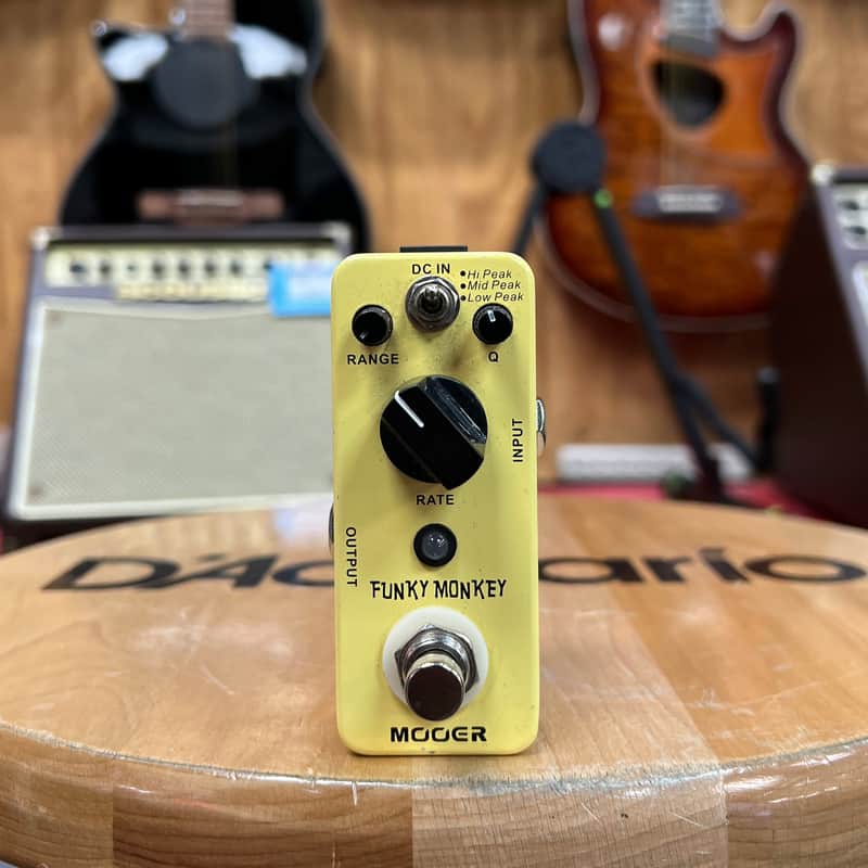 USED Mooer Funky Monkey Auto Wah pedal image 1