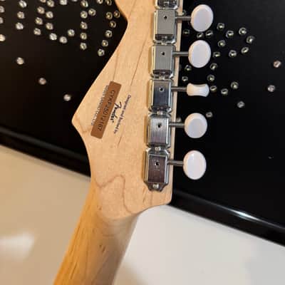 Squier Hello Kitty Stratocaster 2024 - 2025 - White image 6