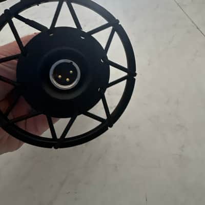 nohype audio LRM 2B image 6