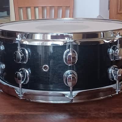 Mapex SVS4550TW Saturn MH 14x5.5" Snare Drum with Chrome Hardware 2010s - Transparent black Lacquer image 2