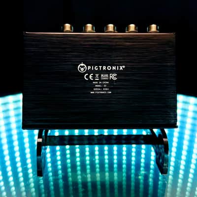 Pigtronix — Echolution 3 — Multi-Tap Stereo Modulation Delay | Reverb