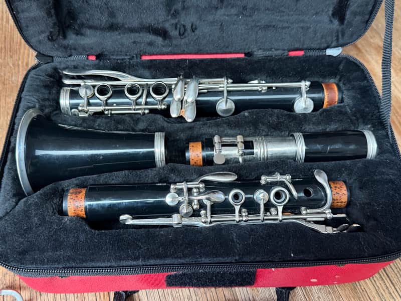Buffet Crampon B18 Student Model Clarinet Outfit with Case 2010s - Black image 1
