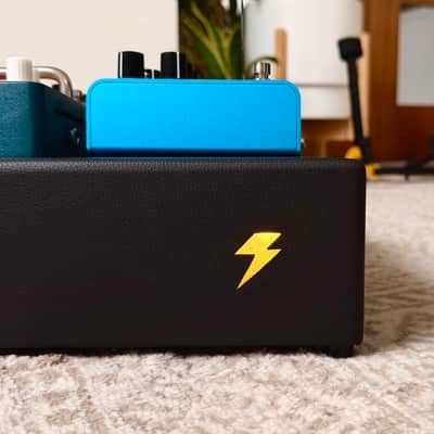 Bolt Custom Pedalboard - Black Tolex | Handmade image 13