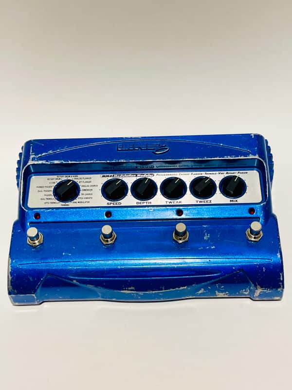 Line 6 MM4 Modulation Modeler | Reverb Canada