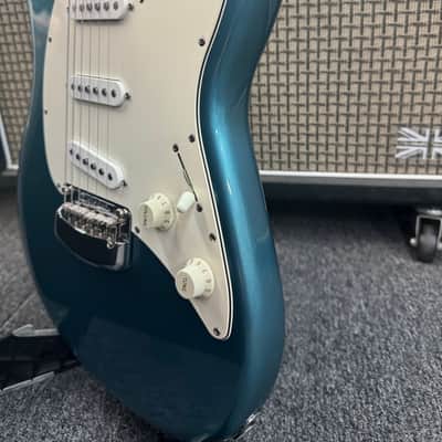 Ernie Ball Music Man Cutlass Tremolo with Rosewood Neck 2016 - Vintage Turquoise image 2