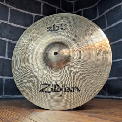 Zildjian 14" ZBT Hi‑Hat Cymbals (Pair) – 2005–2019 – Traditional Finish – Bright Attack • Cutting Chick image 4