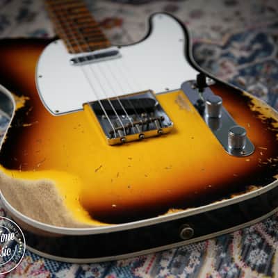 2022 Fender Custom Shop 65' Tele Custom Heavy Relic 3 Tone Sunburst image 15