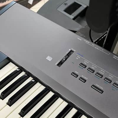 Korg N264 76-Key Music Workstation 1990s - Gray image 4