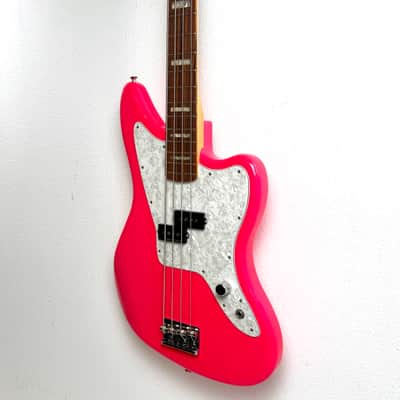 Fender Mark Hoppus Signature Jaguar Bass - Hot Pink image 4
