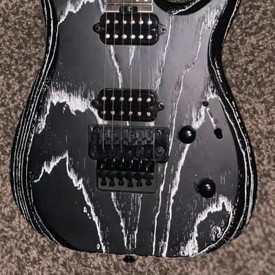 Jackson Pro Series Dinky DK Modern Ash FR6 - Ebony Fingerboard, Baked White  Floyd rose fishman electric guitar image 5