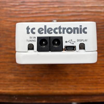 TC Electronic Polytune 3 Polyphonic Tuner Pedal 2017 - Present - White image 2
