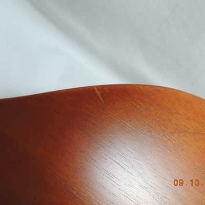 2011 Gibson 60's Tribute Les Paul Studio Electric Guitar (P90 Pick ups) w/ gig bag. Honeyburst image 6
