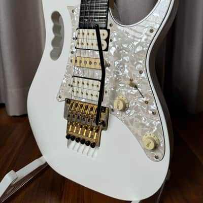 First Year! Ibanez JEM7V-WH Steve Vai Signature with Ebony Fretboard 1993 White image 10