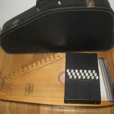Oscar Schmidt Autoharp Appalachian 21 Chords USA with Case Ready to Play 70's image 5