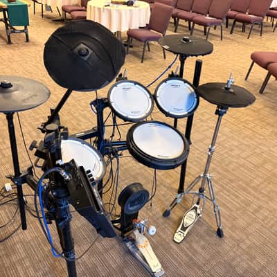 Roland TD-17  V-Drum Kit with Mesh Pads & extras