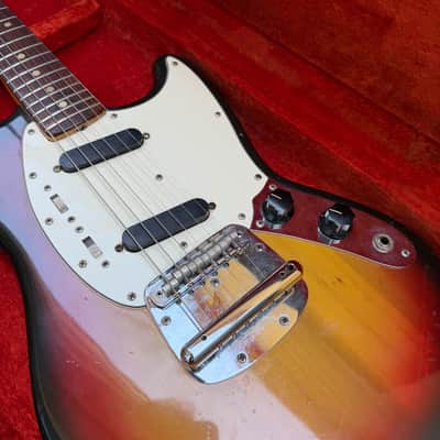 1974 Fender Mustang 3-Tone Sunburst image 8